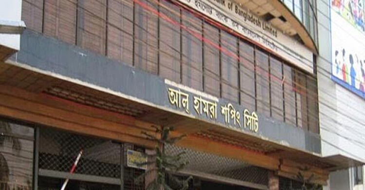 সিলেটে শপিংমলের দোকান থেকে ২৫০ ভরি স্বর্ণ চুরি